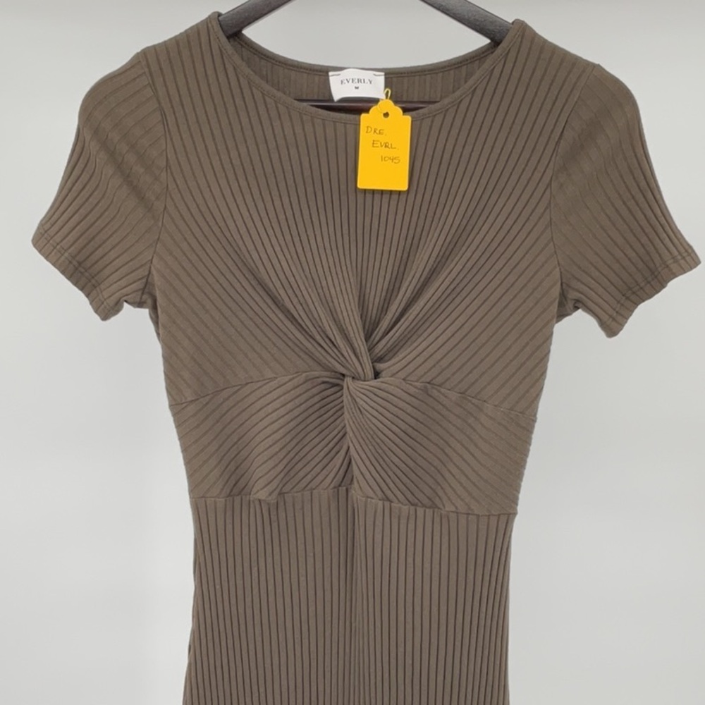 Everly Body Contour Dress Ribbed Twisted Front Olive Green Medium Midi Dress - Picture 4 of 10